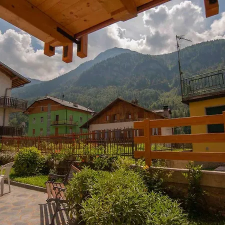Bed & Breakfast Il Bosco Dei 100 Acri *